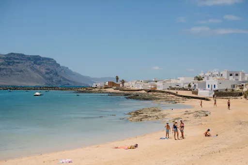 3PC_Spain_Lanzarote_Arrecife__I_love_Graciosa_01.jpg