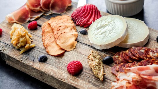 Denver Lower Downtown guided walking food tour with 5 tastings