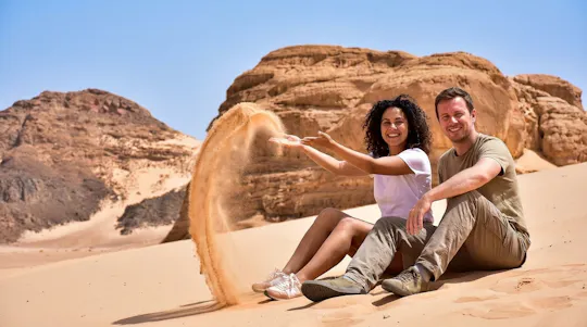 Avventura in fuoristrada nella terra dei nomadi: Mirage Canyon e l'oasi di Ain Hudra
