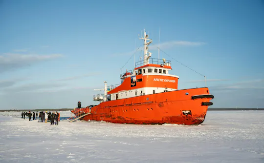 Arctic Explorer icebreaker cruise in Swedish Lapland