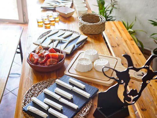 Fuerteventura goat cheese-making workshop with tasting