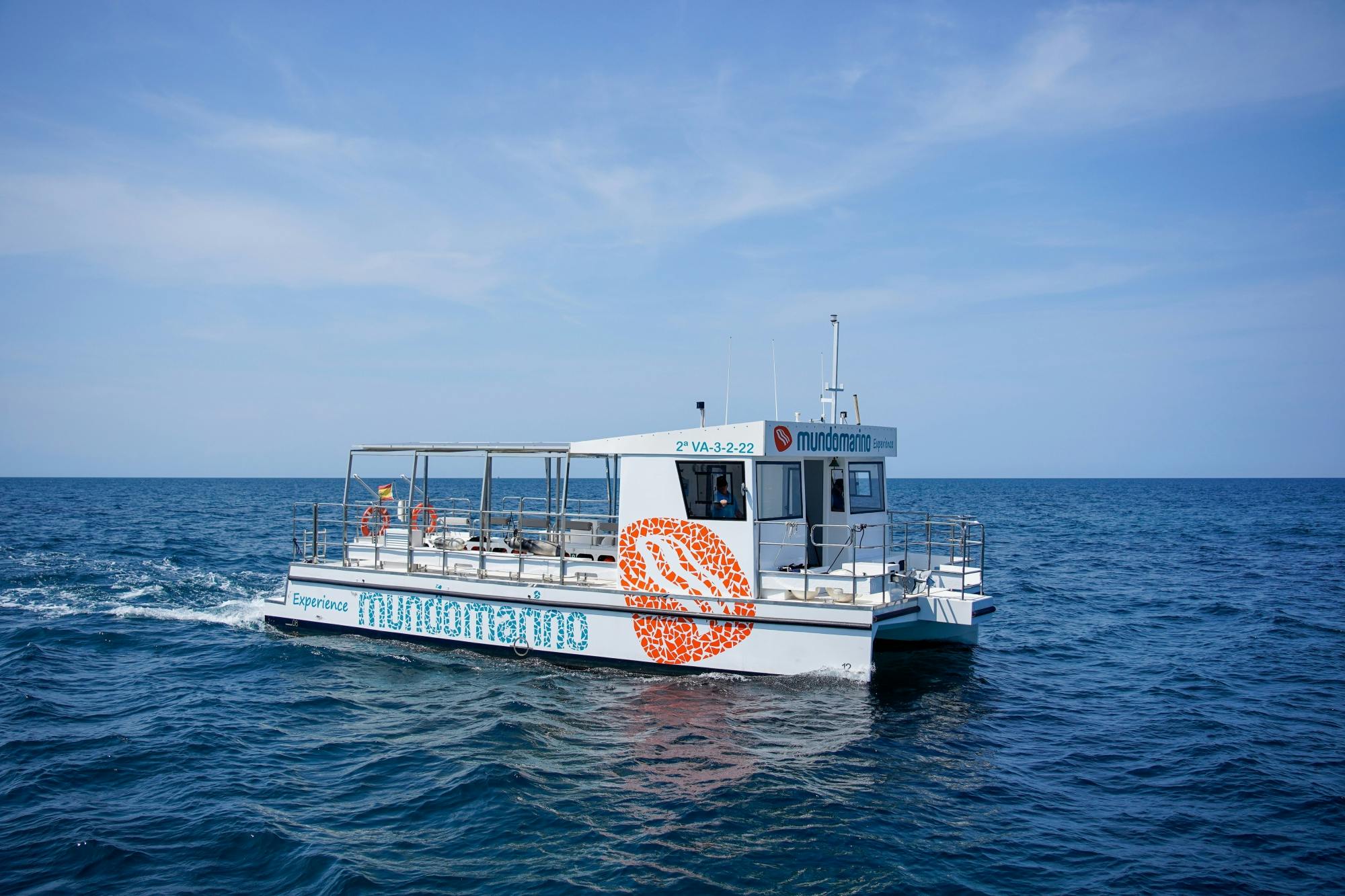 One-hour boat trip