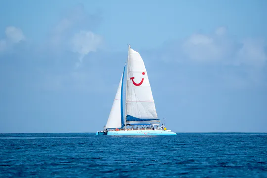 Kos Half Day Catamaran Cruise with Drinks and Snacks