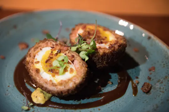 Downtown Las Vegas food tour with six tastings and lobster