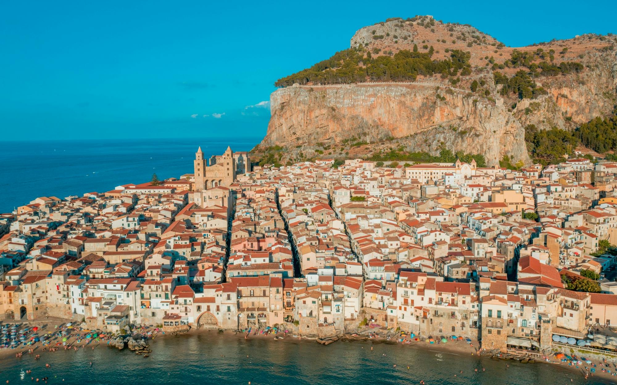 Odkryj normandzkie skarby Cefalù i Monreale, wyruszając z Palermo