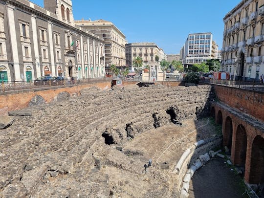 Visita guiada por la Catania subterránea, bajo la ciudad de piedra volcánica