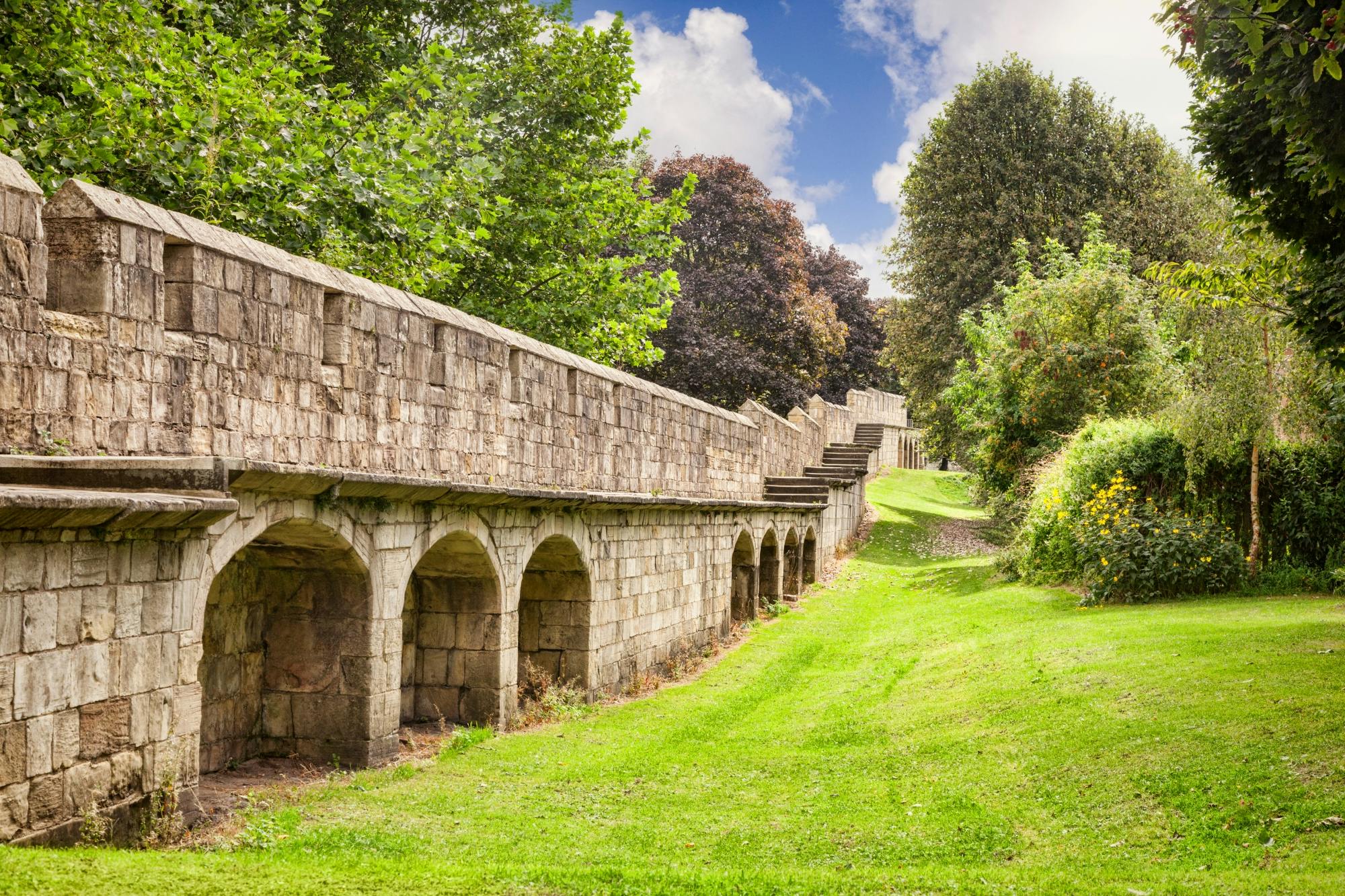 Visita guiada áudio autônoma às muralhas da cidade de York