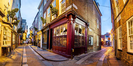 Self-guided audio tour of York's most haunted pubs
