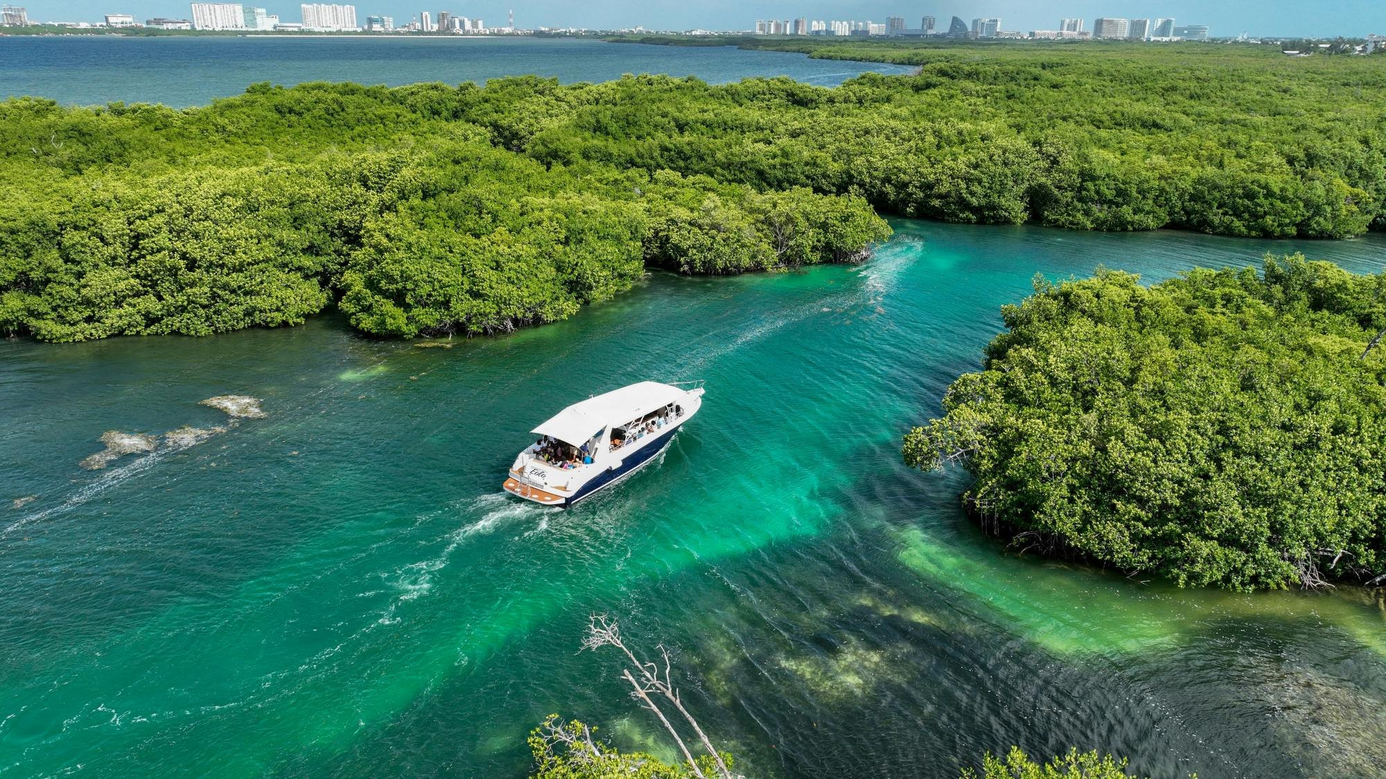 Isla Mujeres full-day sailing tour