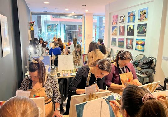Workshop ‘Schilderen en een drankje’ onder begeleiding in het centrum van Athene