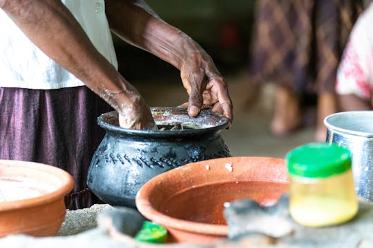 Sri Lankaanse kookles met rondleiding over de markt en bezoek aan een boerderij