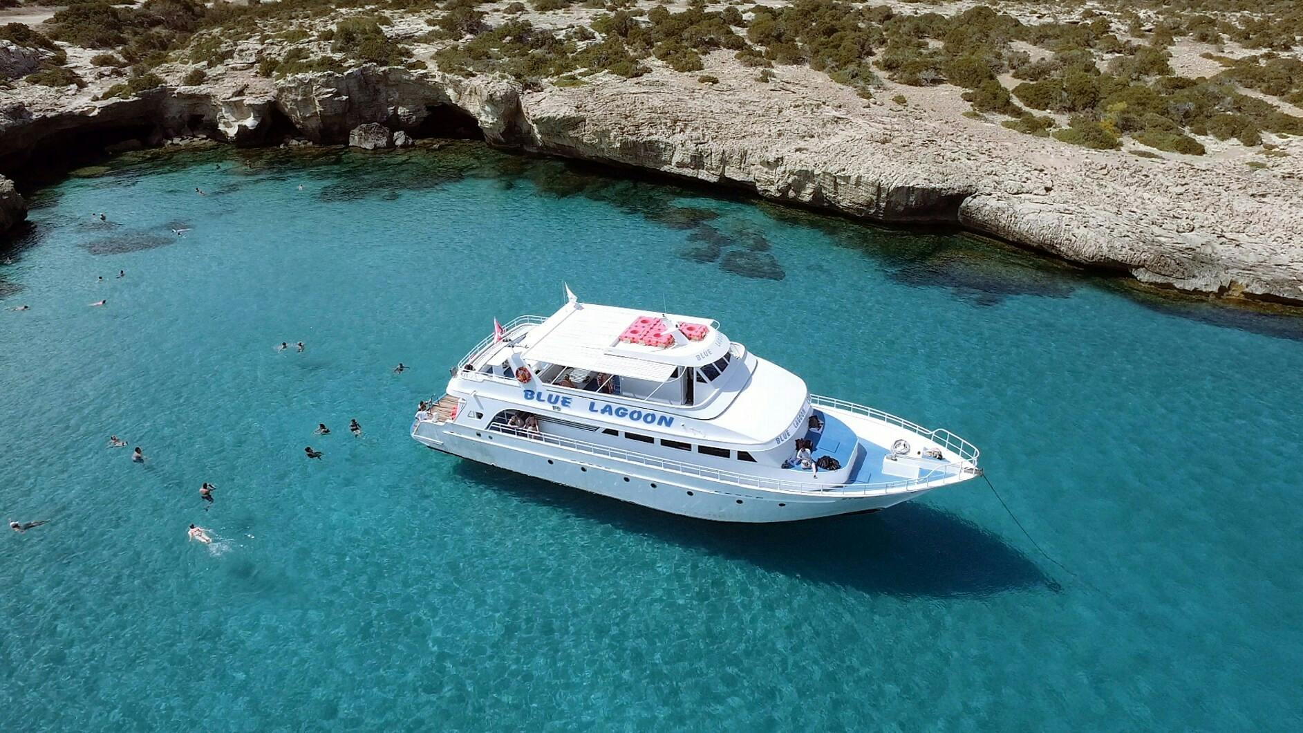 Blue Lagoon, gorge and beach tour by boat and 4x4 in Akamas with lunch
