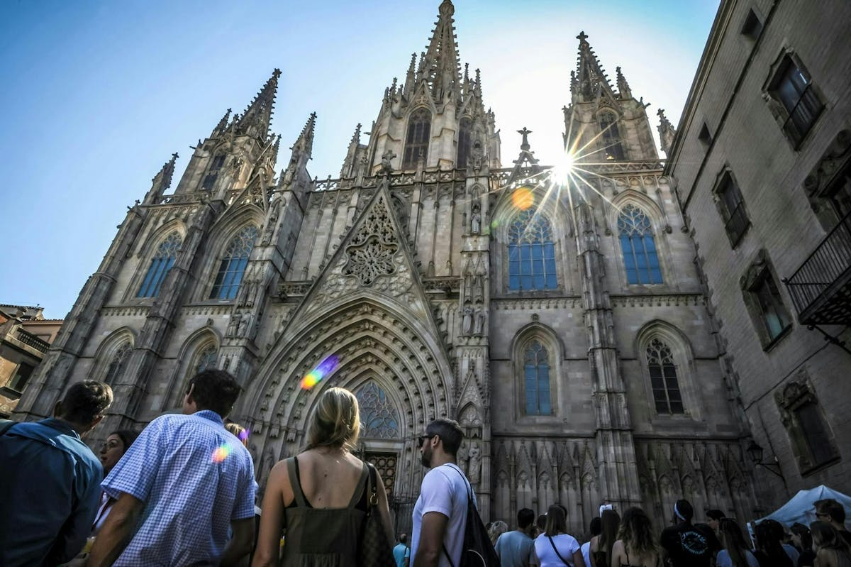 Halve dagtour door Barcelona met voorrangstoegang tot de Sagrada Familia