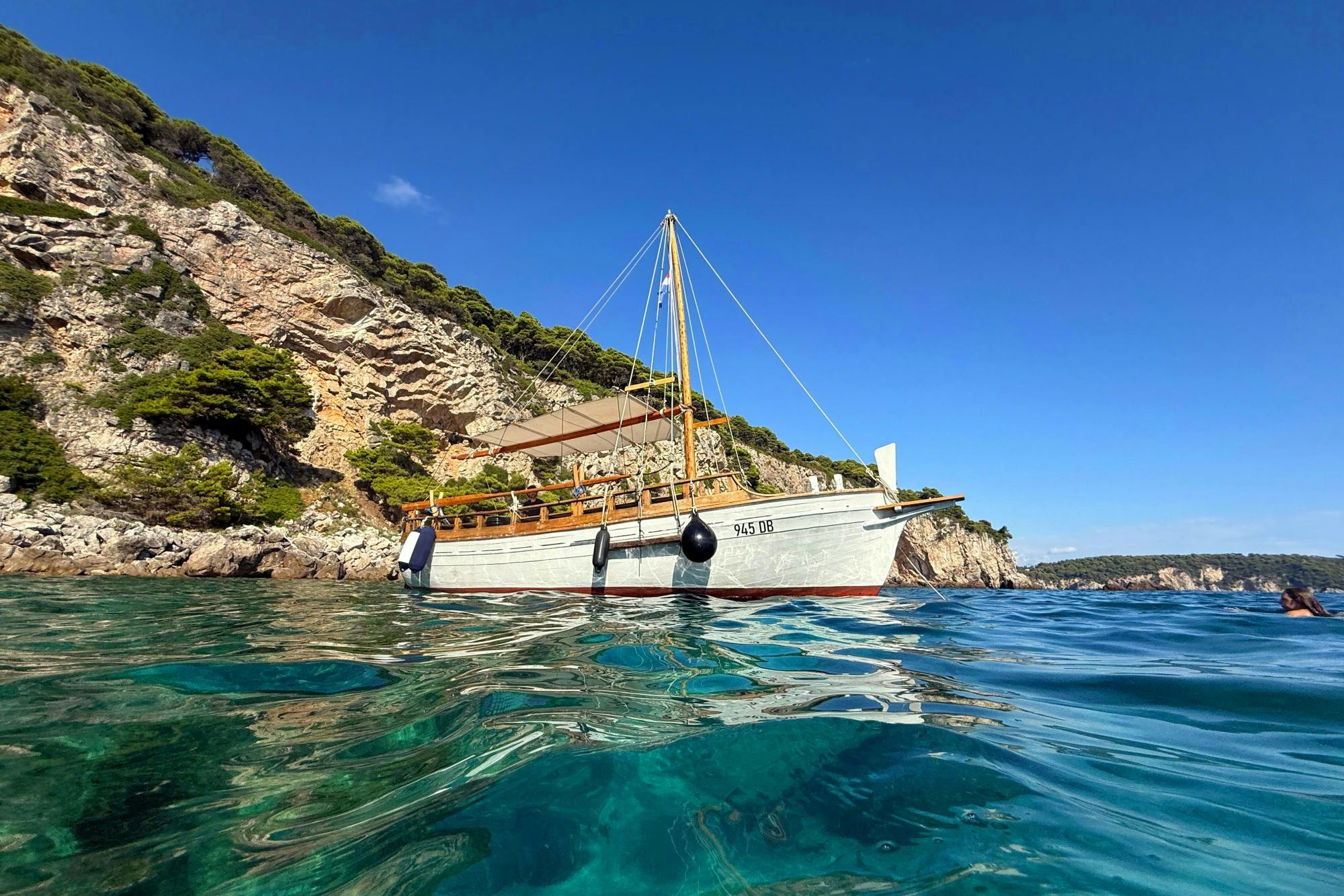 Kolocep Island panoramic cruise