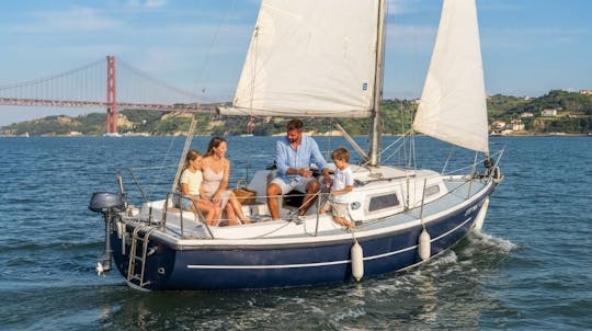 Privétour per jacht bij zonsondergang in Lissabon