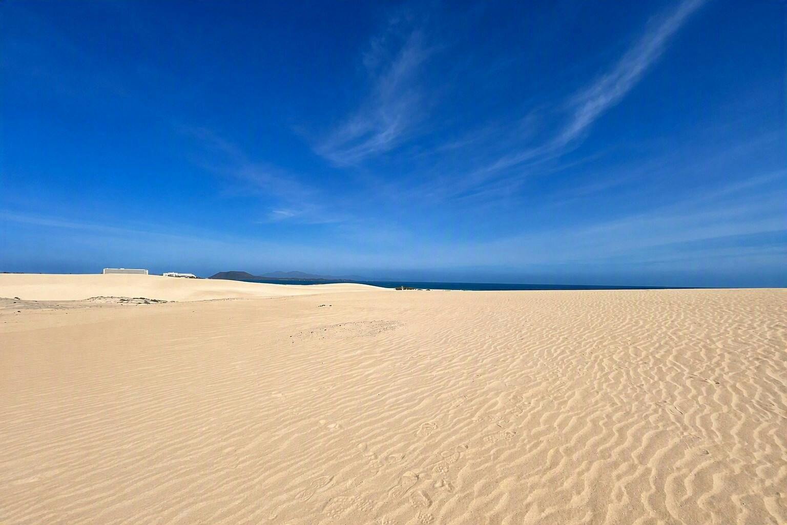 Corralejo Dunes, Campanario Market and free time in Corralejo