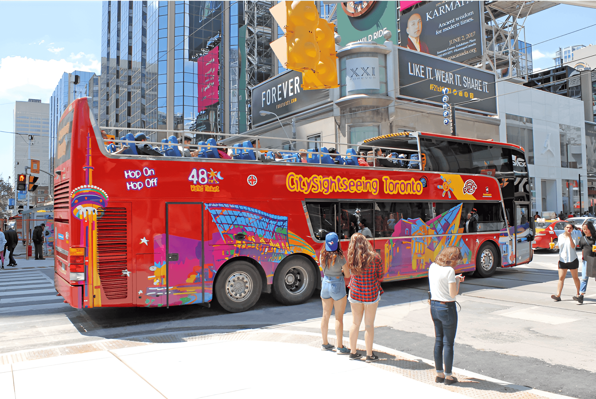 Toronto hop-on hop-off bus tour with night option