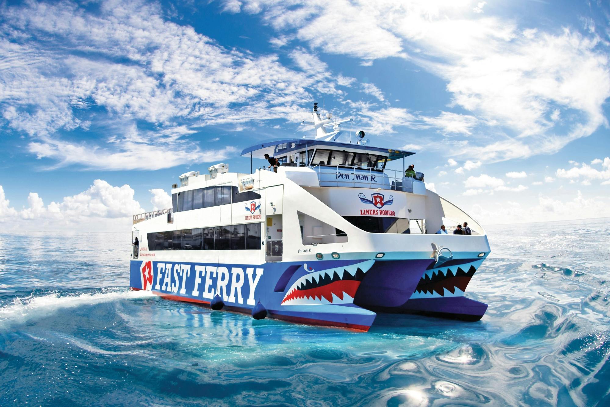 One-way ferry ticket with Lineas Romero to Fuerteventura