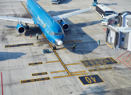 Hanoi Noi Bai Airport fast-track service on departure or arrival