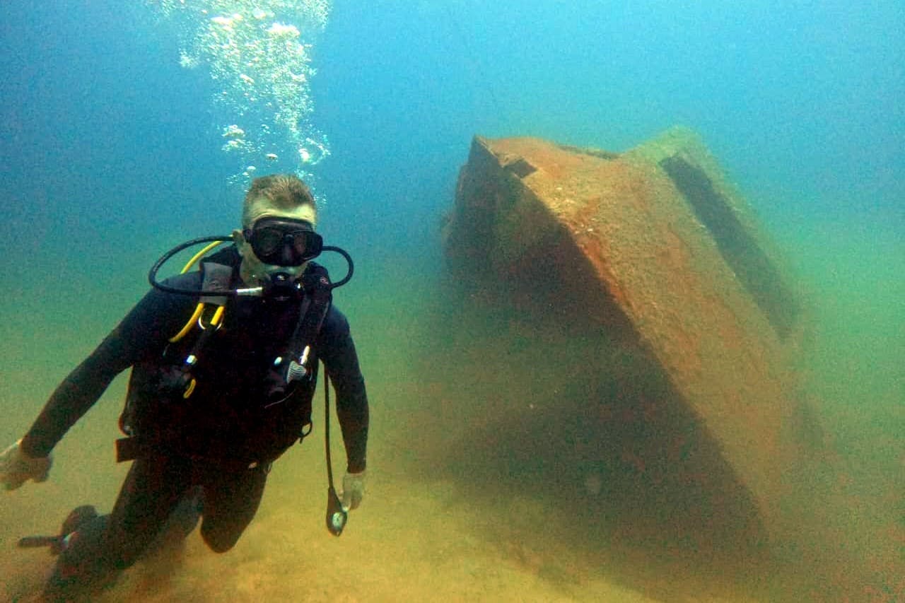 Supervised scuba diving experience in Sousse