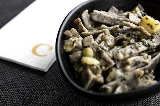 Cheese and pizzoccheri tasting on Lake Como Mountains