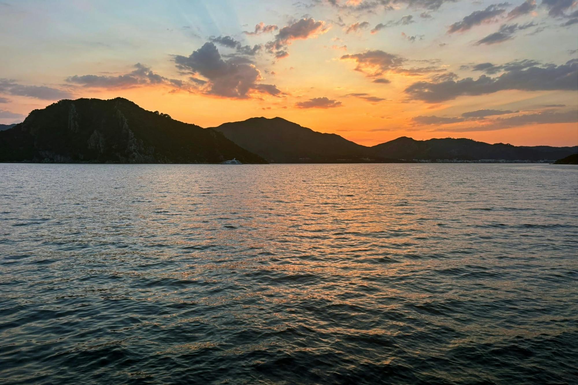 Crete sunset sailing cruise with local snacks and drinks