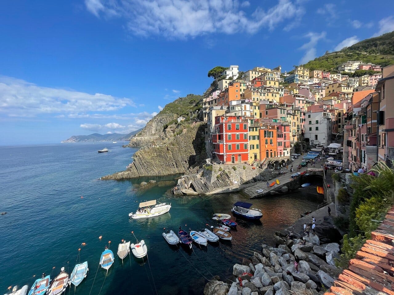 Excursão de um dia ao Parque Nacional das Cinque Terre e a Pisa, partindo de Florença