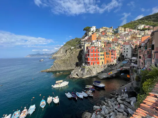 Excursão de um dia ao Parque Nacional das Cinque Terre e a Pisa, partindo de Florença