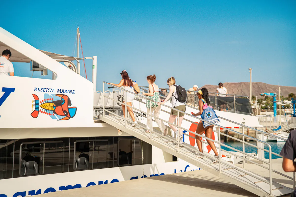 Lanzarote express ferry with transfer