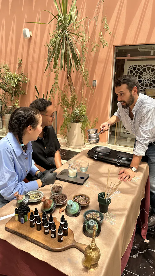 Taller de 2 horas para fabricar velas perfumadas en Marrakech