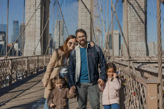 Séance photo professionnelle à New York, près du pont de Brooklyn