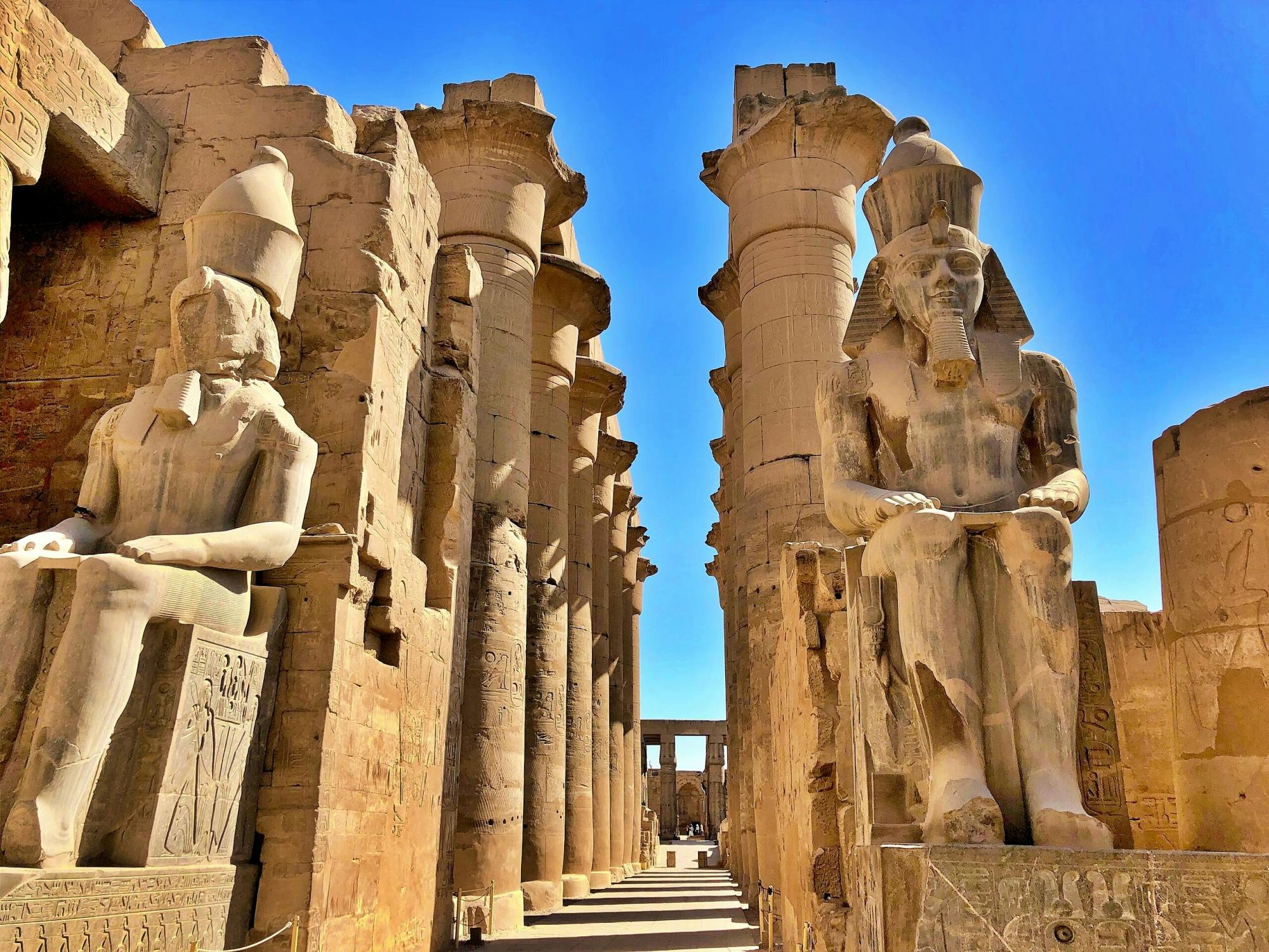 Luxor: jóias escondidas, túmulos dos nobres, templos e felucca a partir de Hurghada