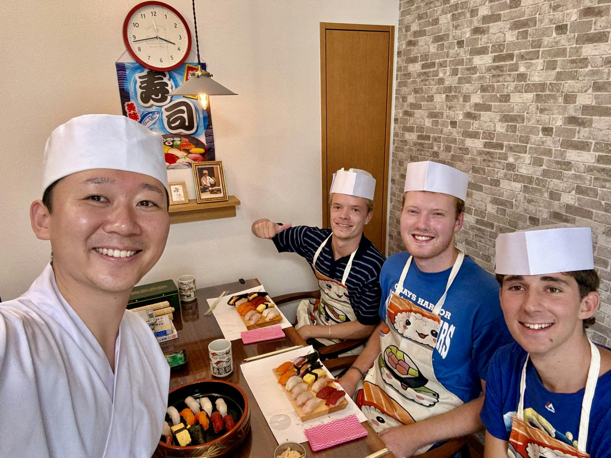 Tokyo small-group sushi experience with a sushi master