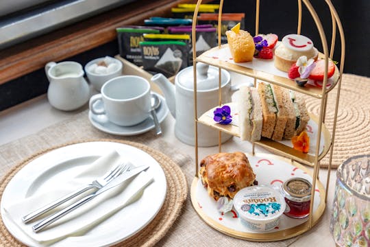 London river cruise with afternoon tea or two-course dinner