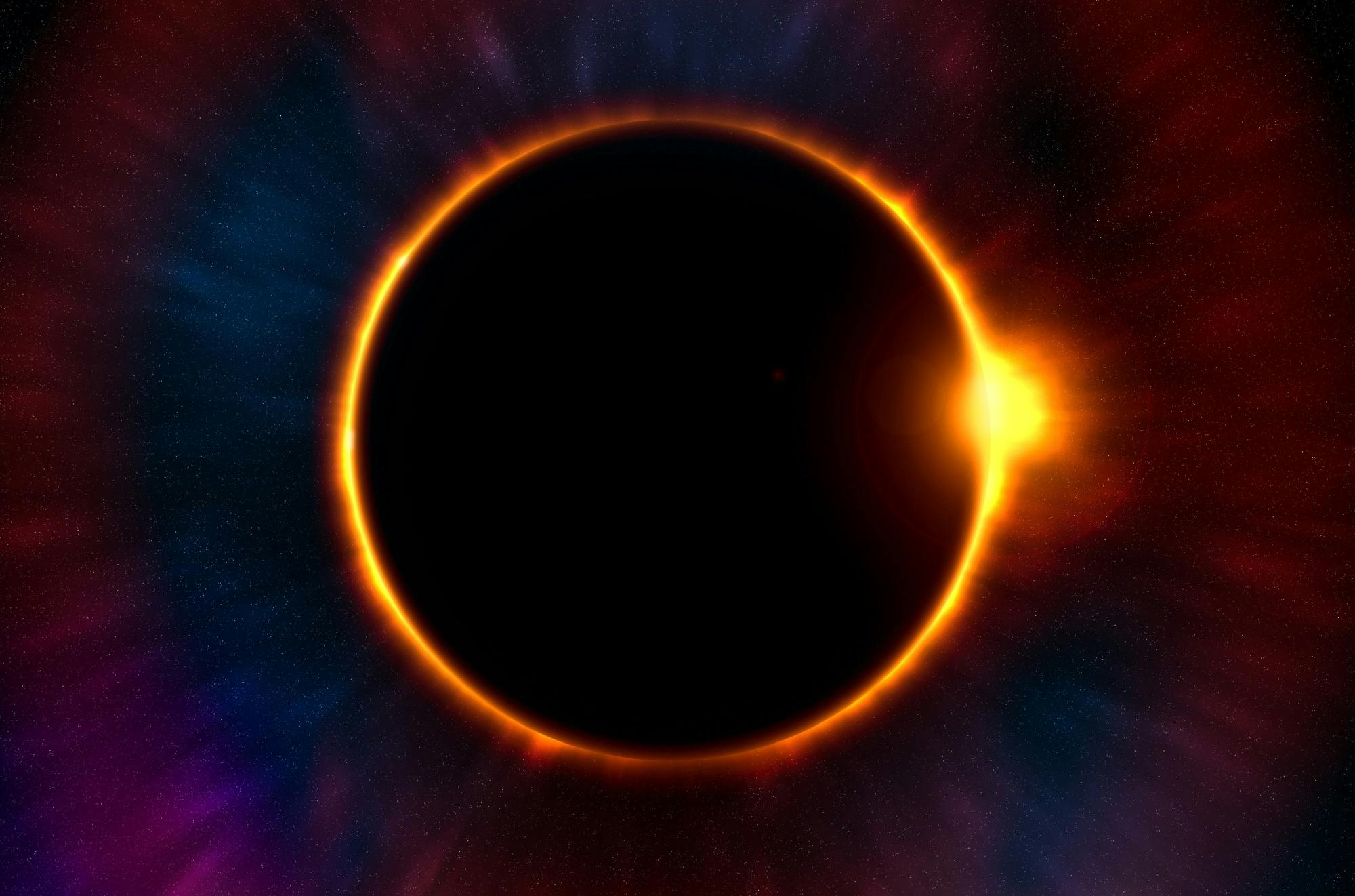 Lúxor y el eclipse solar total del siglo, en polaco, desde Hurgada