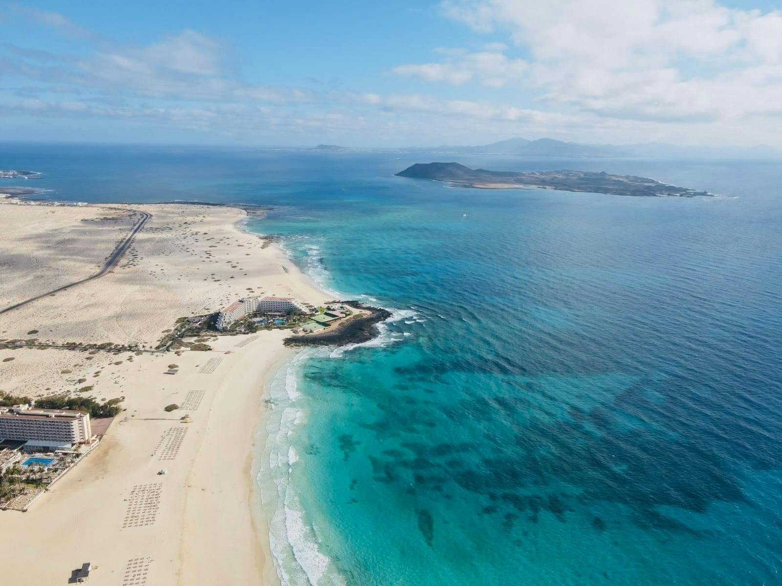Small group guided tour of Lobos Island by fast ferry, Popcorn Beach and Corralejo Dunes