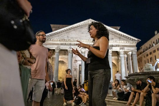 Nachtelijke wandeltocht door de stad Rome, langs het Pantheon en de Trevifontein