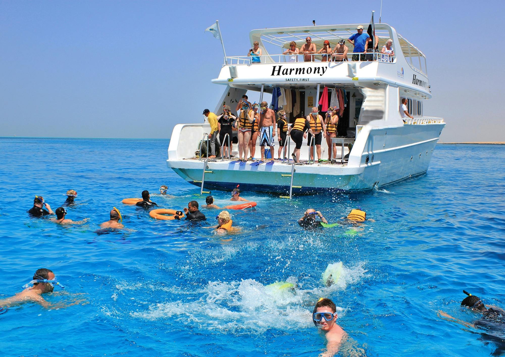 Croisière avec plongée libre, repas le midi et visite du sous-marin Seascope à Charm el-Cheikh