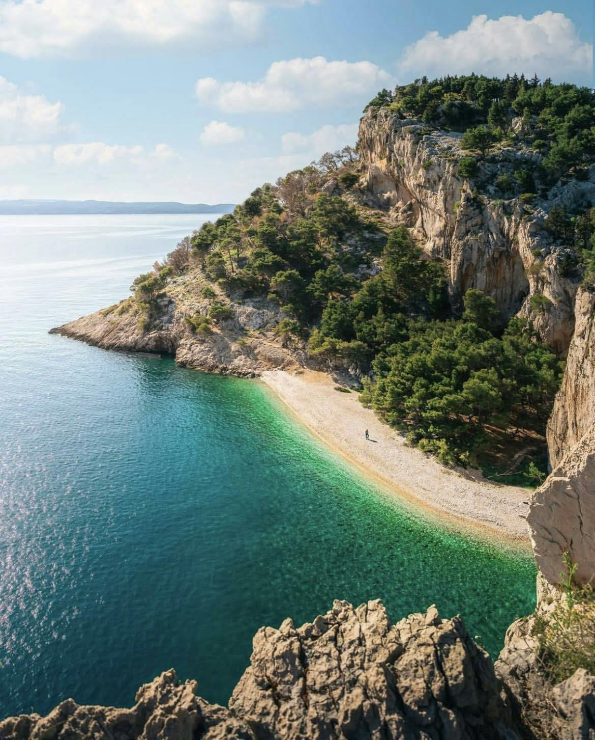 Croatian island hopping by speedboat to Hvar, Brac and Zecevo