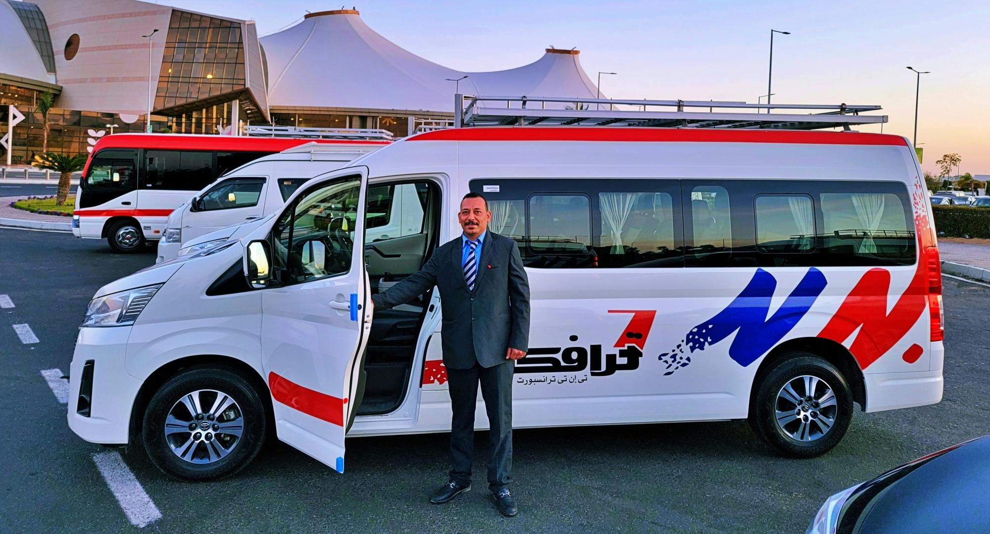 Privater Transfer zum oder vom Flughafen Marsa Alam innerhalb der Gebiete Akassia, Solymar oder Abu Dabbab