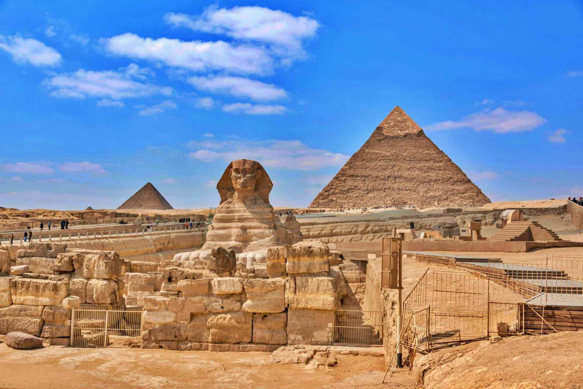 Excursão aos pontos turísticos de destaque do Cairo a partir de Luxor, com bilhetes de comboio em primeira classe