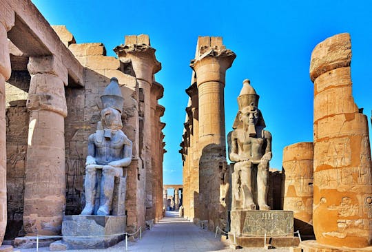 Excursão de 7 dias aos pontos altos de Luxor e Assuã a bordo do Steigenberger Minerva