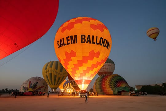 Découvrez Louxor en montgolfière