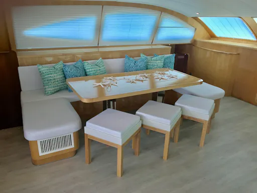 Luxury small-group catamaran cruise by Jamwest