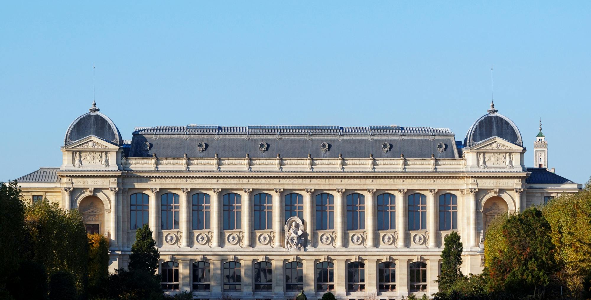 Grande Galerie entry ticket and Paris audio city tour