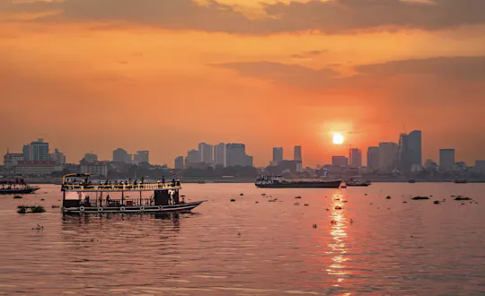 Silk Island sunset cruise Vespa tour in Phnom Penh