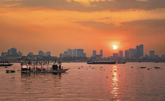 Silk Island sunset cruise Vespa tour in Phnom Penh
