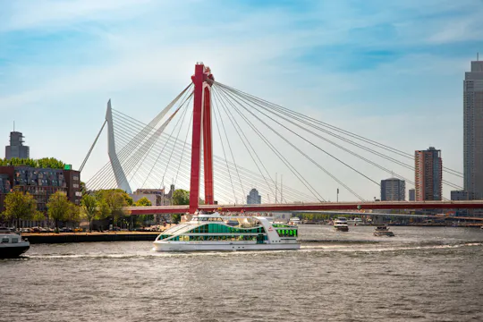 Croisière dans le port de Rotterdam