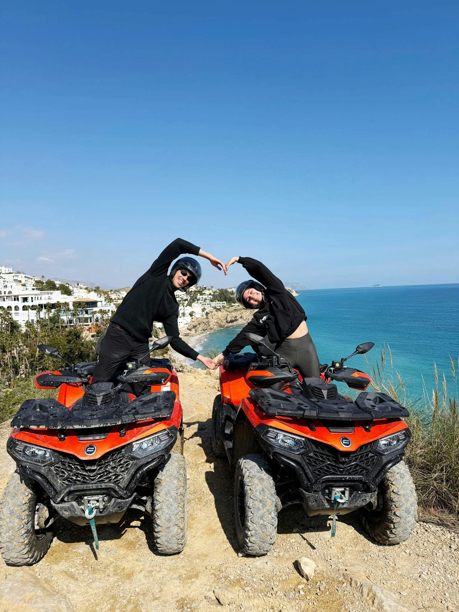 Escursione guidata in quad con partenza da Villajoyosa, tra le montagne della Costa Blanca