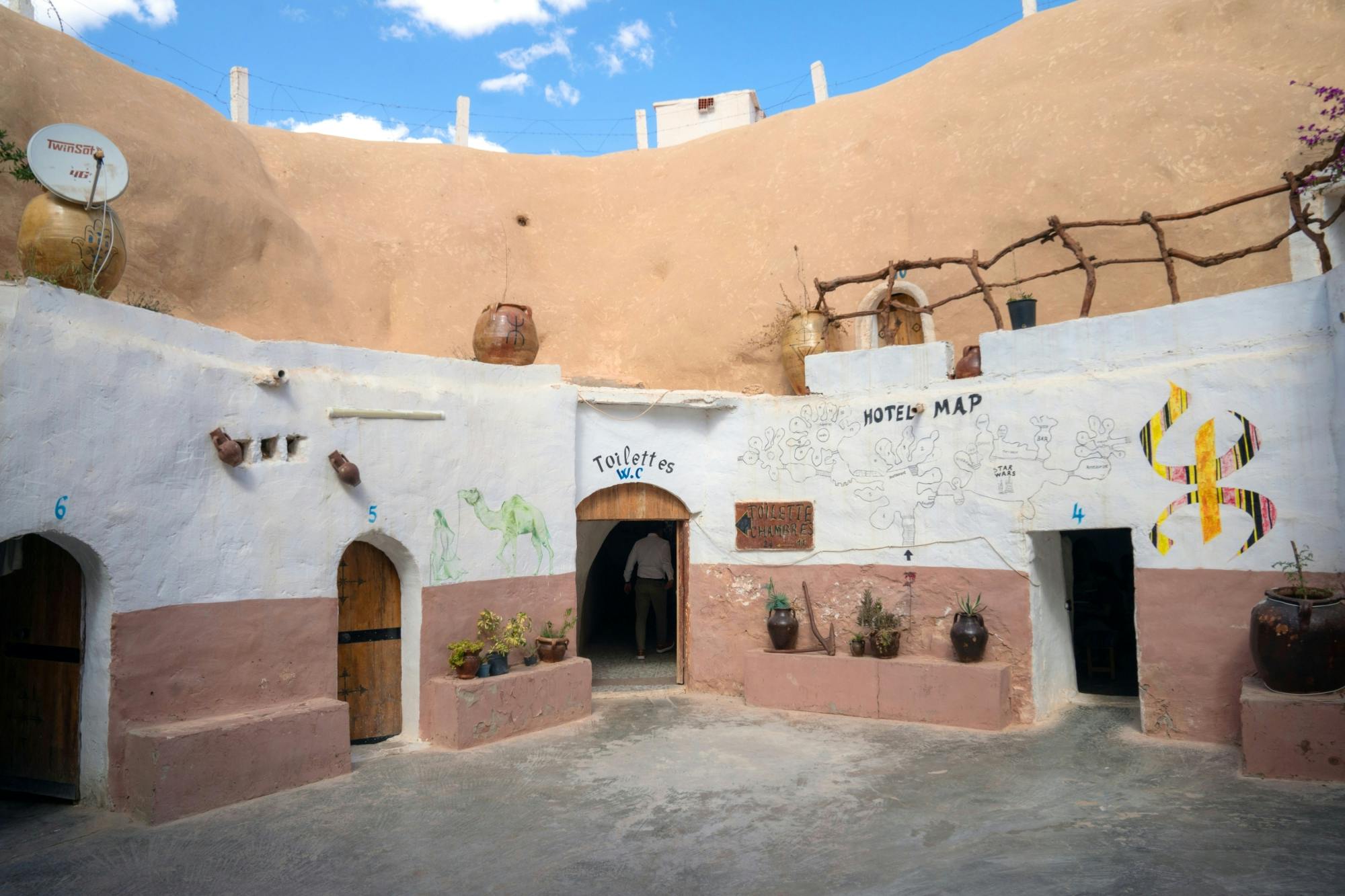 Tunisian Sahara two-day tour of Hollywood film hotspots